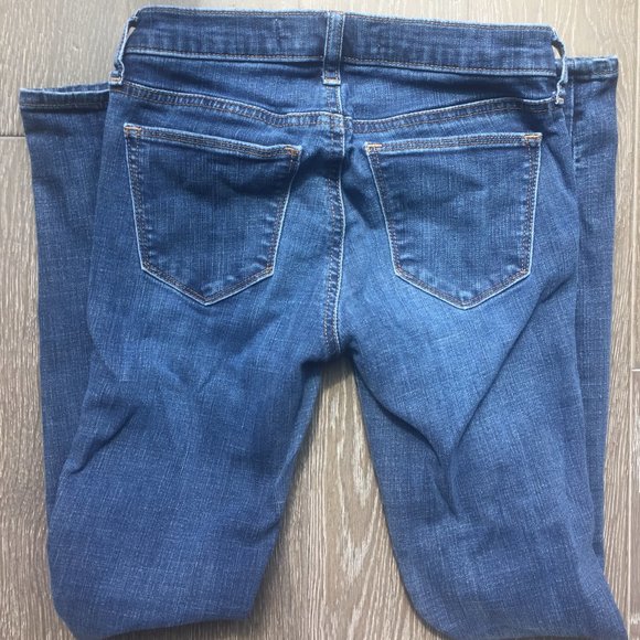 GAP mid-rise true skinny jeans - Picture 2 of 3